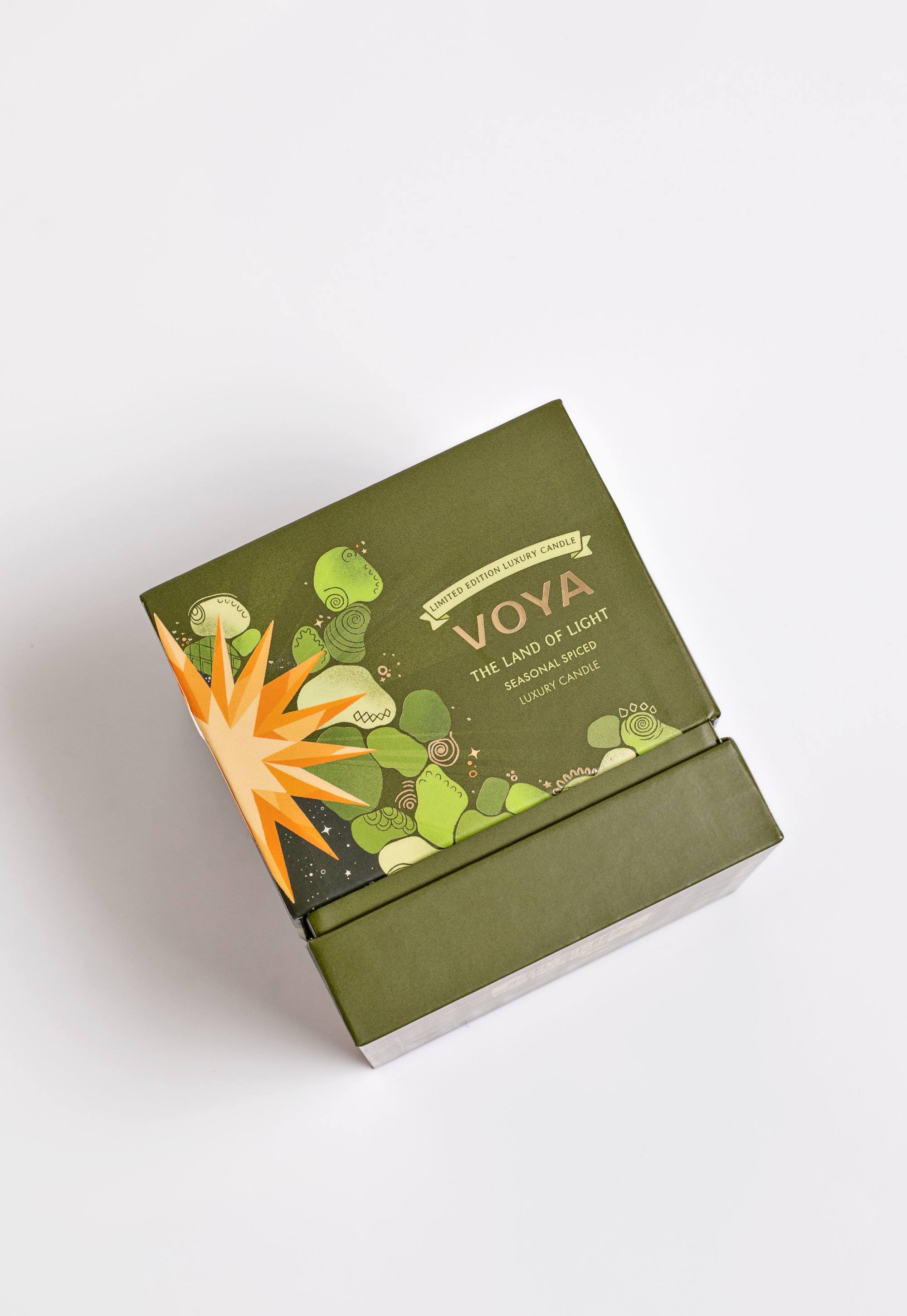 The Land of Light | Seasonal Spiced Scented Candle - Image 5