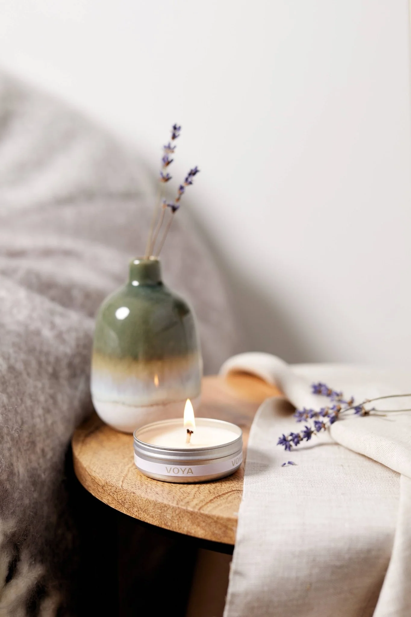 Lavender, Rose & Camomile Mini Scented Candle - Image 4