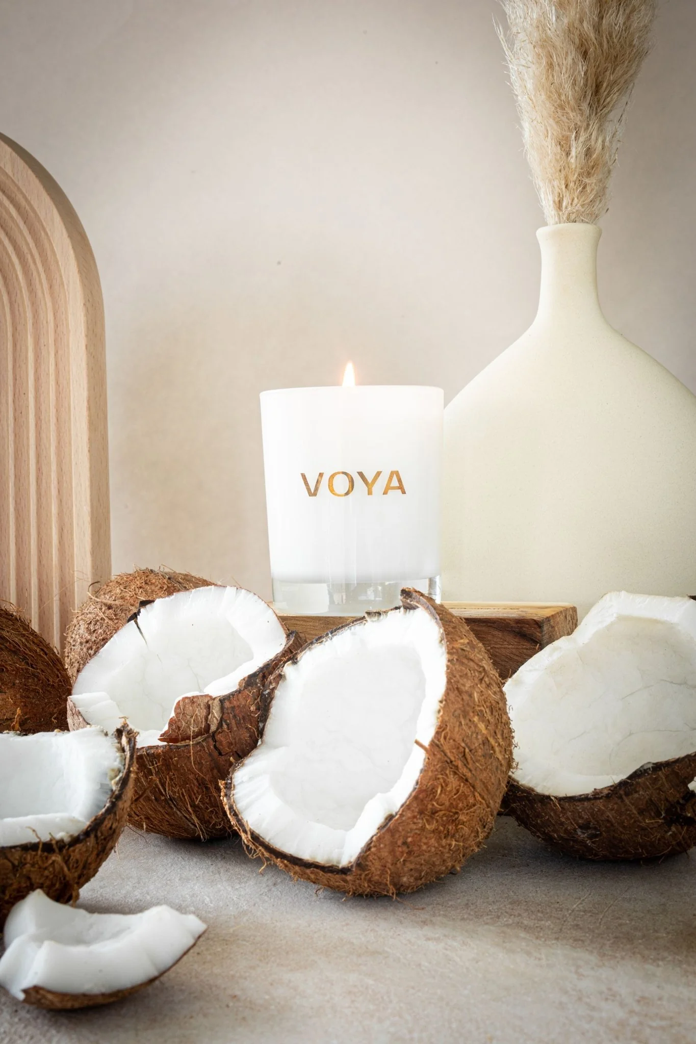 Coconut & Jasmine | Luxury Scented Candle - Image 4